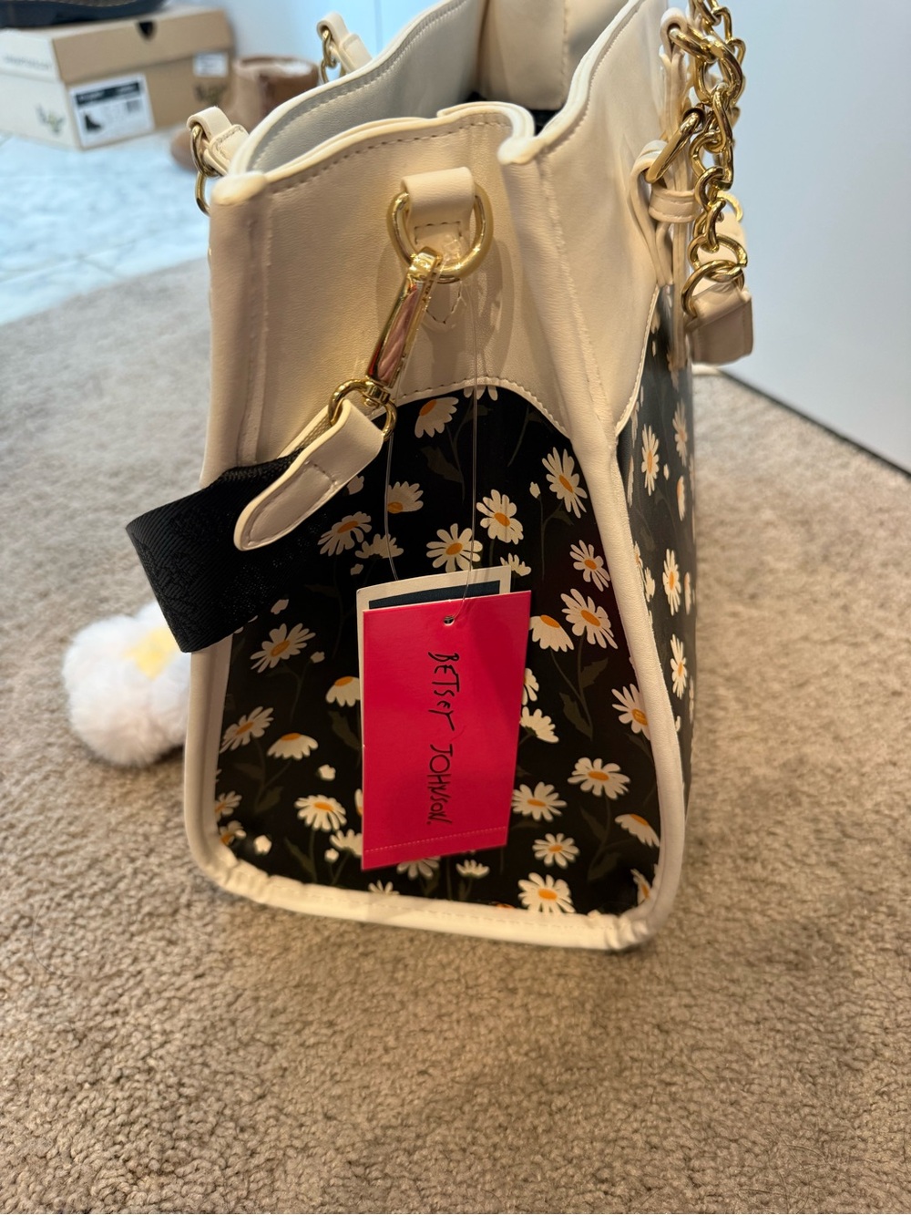 NWT Betsy Johnson Daisy Floral Tote Bag - Picture 5 of 6